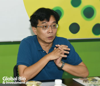 劉志偉:嘉義縣人力發展所所長、《文青別鬼扯》創辦人