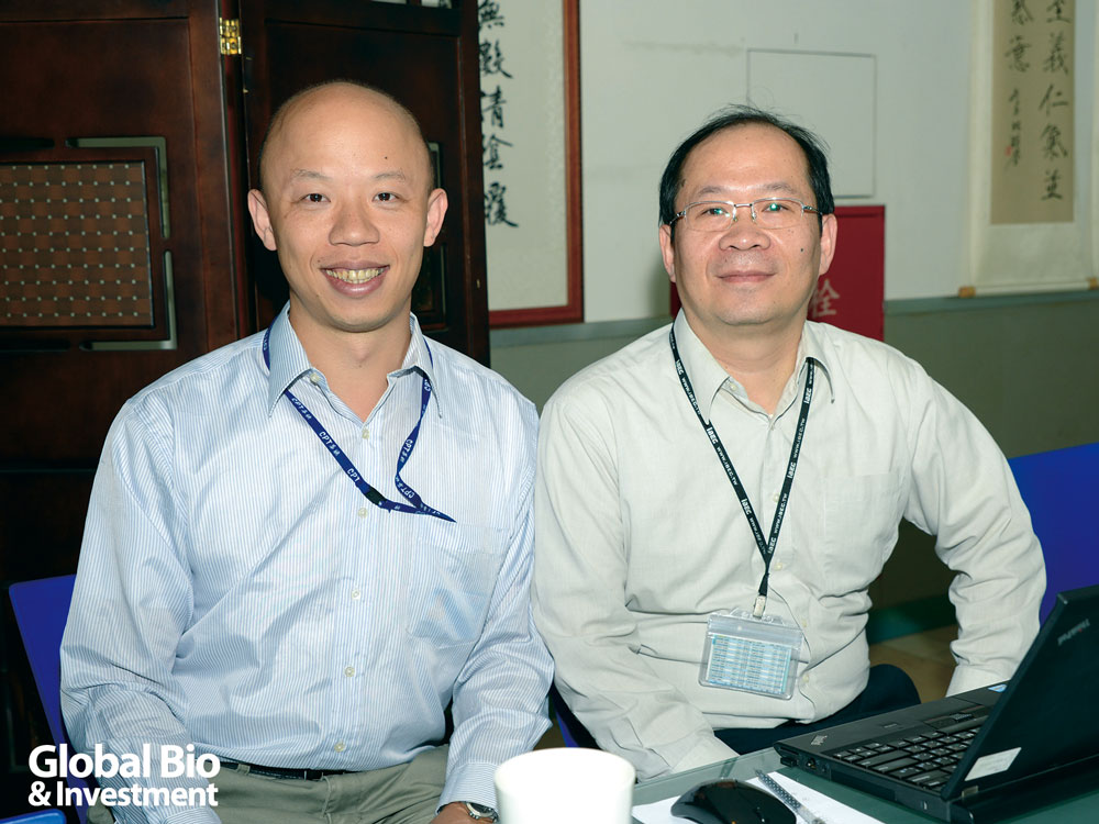 大同大學生物工程學博士郭洲獎與華映ATC 應用技術處處長鄒健龍
