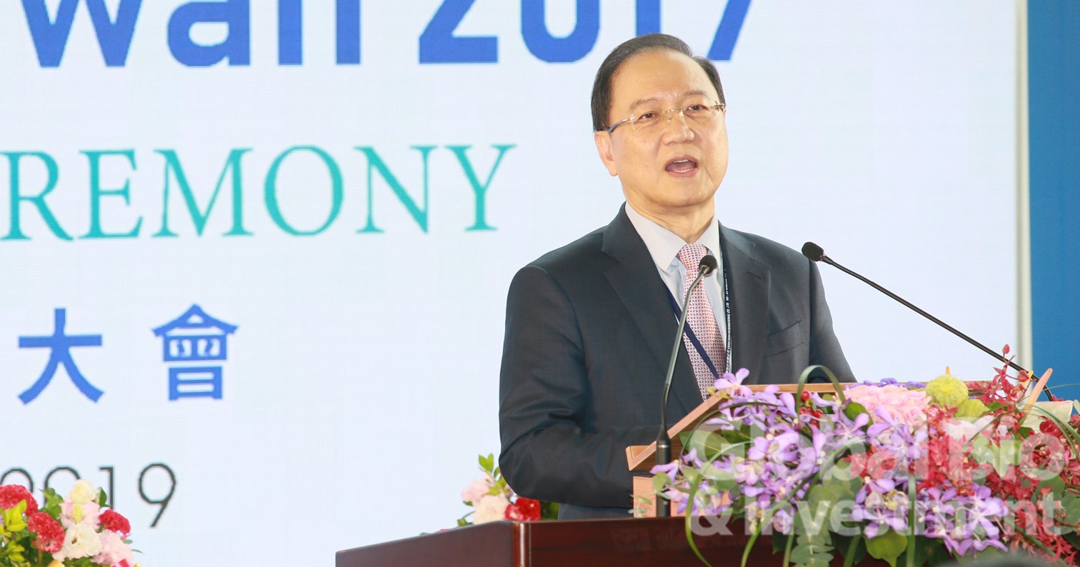台灣生技產業協會理事長李鍾熙表示,期望透過本次大展,使臺灣成為國際生技樞紐。(攝影:彭定凱)