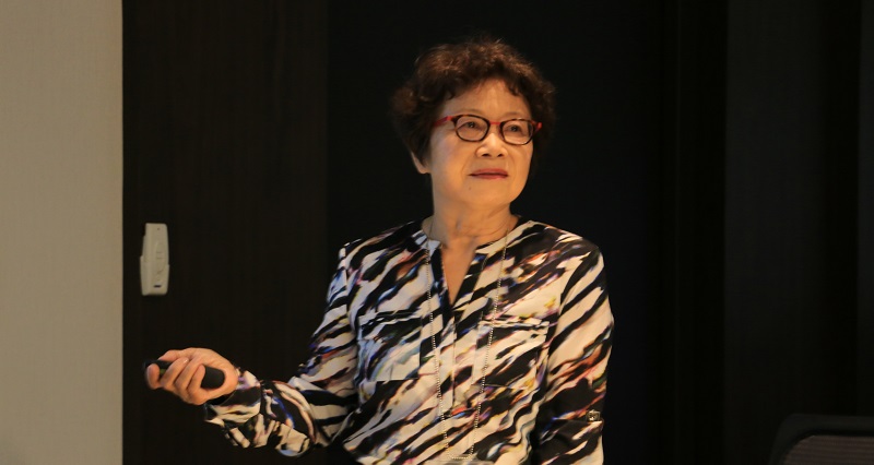 友霖總經理羅麗珠表示,集團藥物研製布局有成 友杏癌症針劑廠建置完工。(圖片/劉端雅)