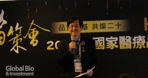 高雄市立小港醫院副院長洪志興(攝影/李林璦)