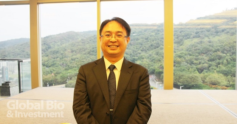 董事長兼總經理梁晃千表示,臺微醫十年研發有成,將在12月5日登錄興櫃,走進資本市場。(攝影/劉端雅)