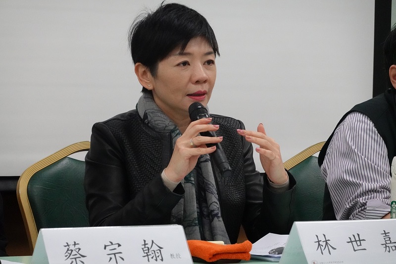 台灣醫界聯盟基金會林世嘉執行長主持會議。(圖片來源:醫盟基金會)