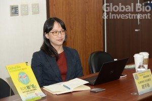 趙宇薇表示,對緩解疫情和治療的資訊變化快速和膨脹,尤其是全球冠狀病毒臨床試。(攝影/林嘉慶)