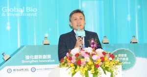 臺灣阿斯特捷利康總裁陳康偉指出,今年也會借助亞馬遜在雲端和資料庫的經驗,拓展到智慧醫療的議題。(攝影/林嘉慶)