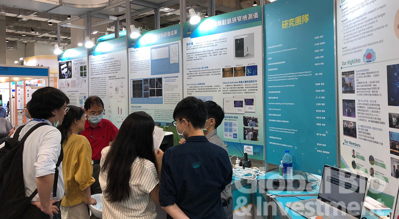 2020亞洲生技展,臺大館展示18個攤位超過16位教授研發團隊。(攝影:吳培安)